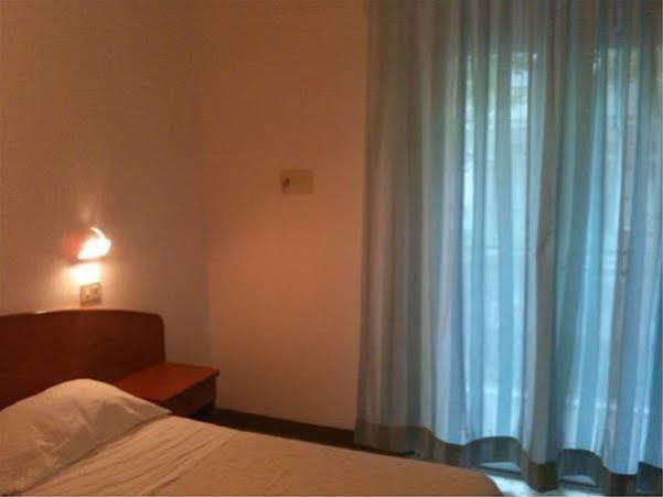 Hotel Tv Rimini Zewnętrze zdjęcie