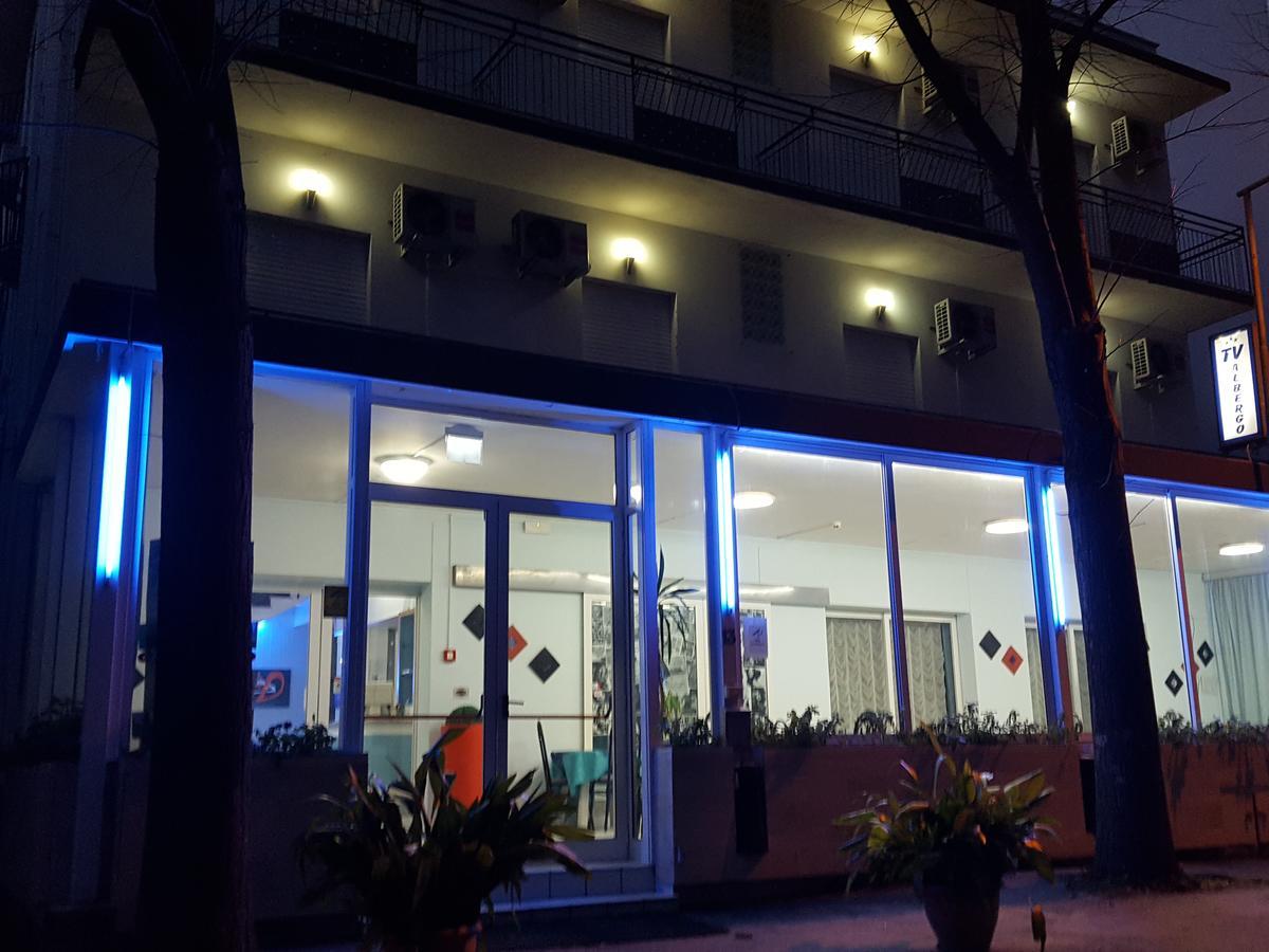 Hotel Tv Rimini Zewnętrze zdjęcie